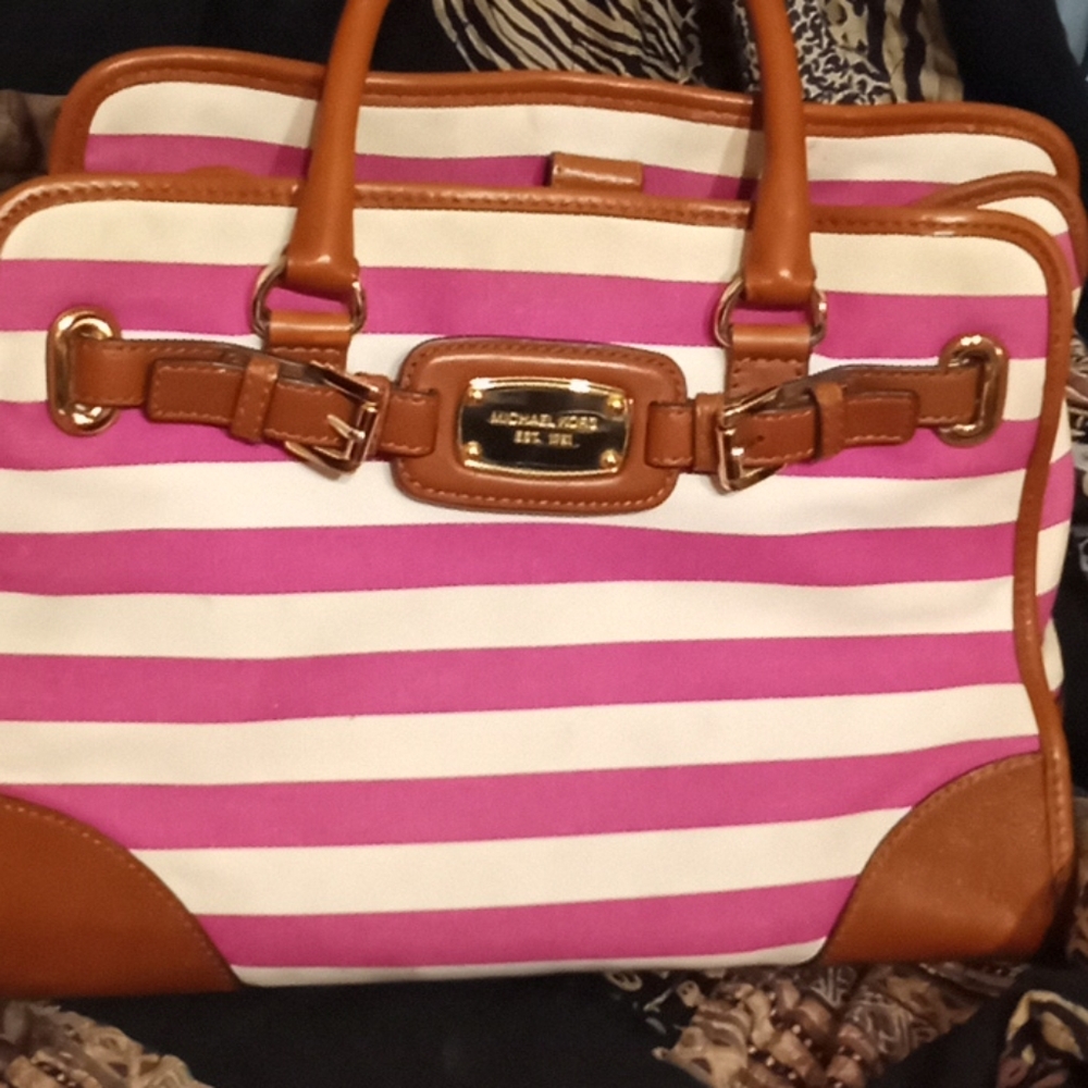 Michael kors handbag